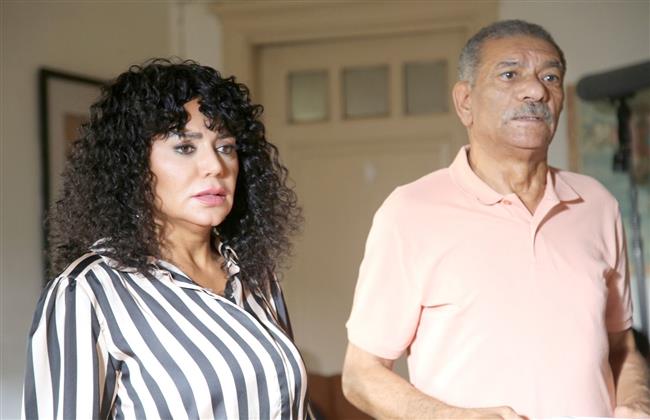 إيما لاين تكشف الصور الأولى لمسلسل "لينك".. سيد رجب ورانيا يوسف في مواجهة النصب الإلكتروني