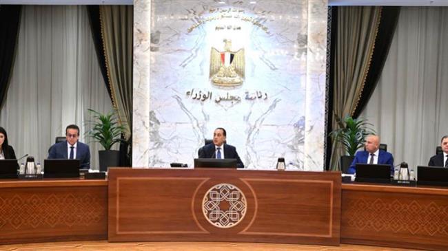مجلس الوزراء يوافق على على إقامة مشروع "أليكس أباريلز صعيد مصر للملابس الجاهزة"