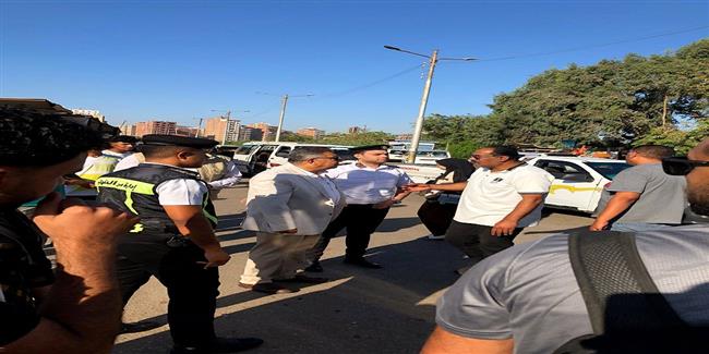 محافظ الدقهلية: لا أتوقف عن الجولات اليومية للتأكد من توافر وسائل المواصلات للمواطنين