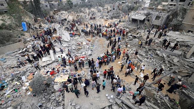 شهداء ومصابون في قصف إسرائيلي بحي الرمال غرب غزة