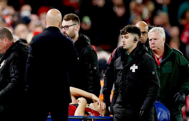 ليفربول يعلن غياب المدافع الإيطالي ليوني لمدة عام.. ويبحث قيد كييزا أوروبيًا