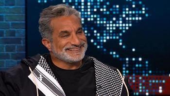 بعد عودته للتليفزيون المصري.. باسم يوسف يرد على شائعات حصوله على مبالغ ضخمة