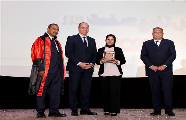 سكرتير عام محافظة الإسماعيلية يشهد حفل تخرج الدفعة الـ16 للمعهد العالي للسياحة والفنادق