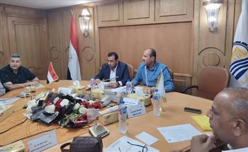 نائب محافظ قنا يتابع ملف تقنين أراضي أملاك الدولة ومواجهة التعديات