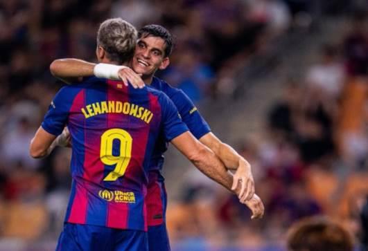 تشكيل برشلونة المتوقع أمام ريال سوسيداد اليوم في الدوري الإسباني  