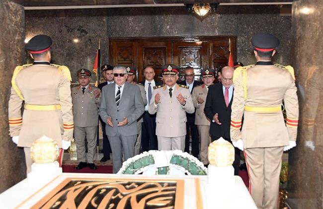 الرئيس السيسي ينيب وزير الدفاع للمشاركة في إحياء الذكرى السنوية لرحيل الزعيم جمال عبد الناصر