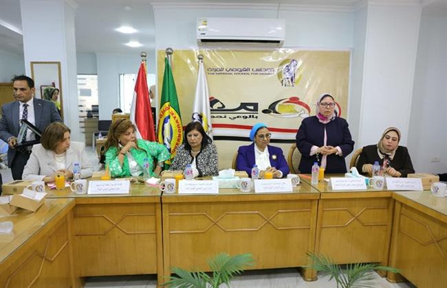 المستشارة أمل عمار تلتقى عضوات فرع المجلس القومي للمرأة بالدقهلية