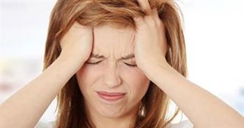 انتبه..المرأة تعاني من الصداع أكثر من الرجل