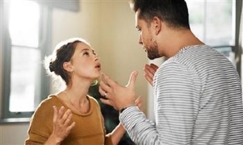 عبارات شائعة تشعل الخلافات الزوجية.. تجنبيها لضمان حياة أكثر هدوءًا