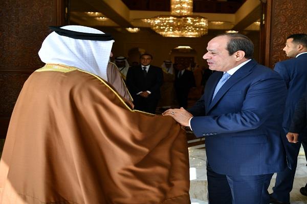 الرئيس السيسي وولي عهد البحرين يؤكدان رفض تهجير الشعب الفلسطيني وضرورة البدء في إعادة إعمار غزة