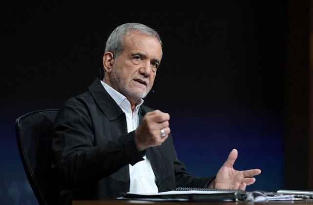 الرئيس الإيراني يؤكد أهمية التعاون متعدد الأطراف