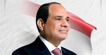 الرئيس السيسي يمنح نوط الاستحقاق من الطبقة الأولى لأسرة بطل "شاحنة البترول"