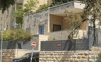 متظاهرون إسرائيليون يضرمون النار قرب منزل نتنياهو للمطالبة بصفقة في غزة