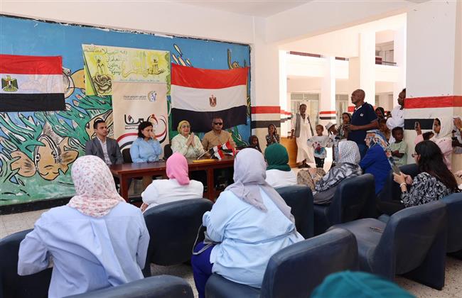 المستشارة أمل عمار تتفقد مدرسة أحمد عرابي بأبو رماد 
