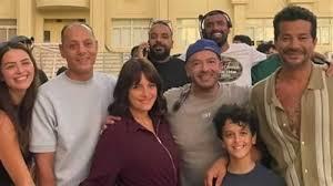 القائمة الكاملة لأبطال مسلسل "سنجل ماذر فاذر" 