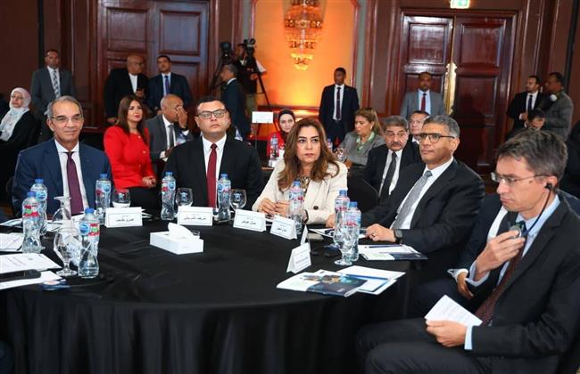 محافظ الجيزة يشارك في إطلاق الاستراتيجية الوطنية للمدن الذكية