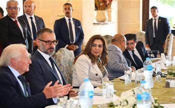 وزيرة التنمية المحلية تشارك في مأدبة غداء على شرف رئيس شبكة الآغا خان للتنمية