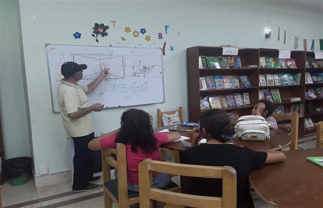 ثقافة الجيزة ينظم ورشة "الرسم بالمنظور الحر" بمركز التنمية الشبابية بالجزيرة