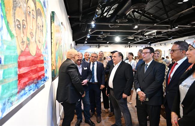 بـ26 عملًا فنيًا.. قصور الثقافة تفتتح معرض «ملتقى دهب للرسم والتصوير» بالهناجر