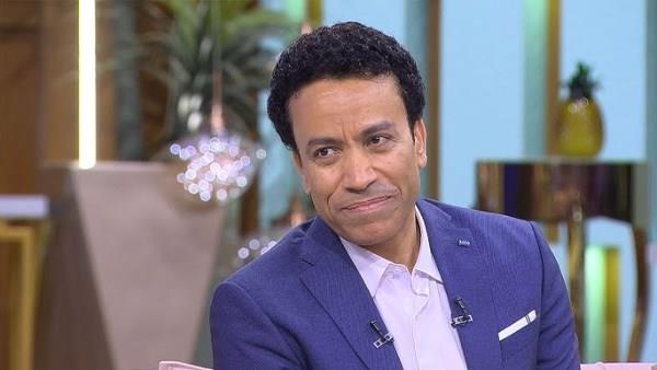 الفنان سامح حسين يطمئن جمهوره.. «تجاوزت فترة صعبة ومرت بخير»