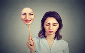 7 إشارات تدل على إرهاقك من التظاهر بشخصية لا تشبهك