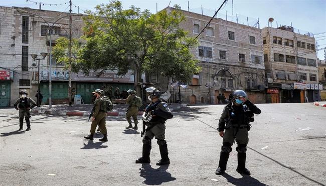 إصابة 3 فلسطينيين بهجوم مستوطنين إسرائيليين على قرية جنوب الخليل