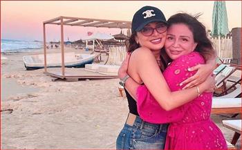 «كلنا بنحبك يا أنغام».. رسالة دعم من إلهام شاهين لصديقتها