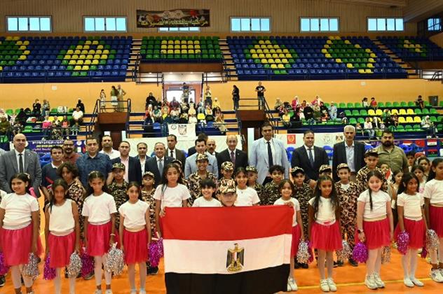 وزير الشباب ومحافظ بورسعيد يتفقدان المشروع القومي للموهبة الحركية
