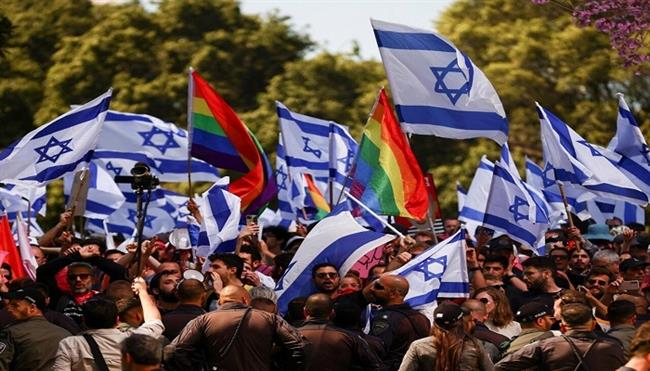 جيروزاليم بوست": متظاهرون إسرائيليون ينظمون مسيرات للإفراج عن 48 رهينة لدى حماس
