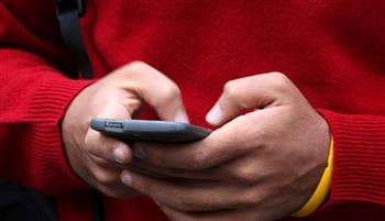 لهذا السبب.. هواتف ملايين البريطانيين تهتز في وقت واحد اليوم