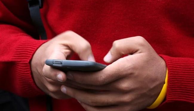 لهذا السبب.. هواتف ملايين البريطانيين تهتز في وقت واحد اليوم