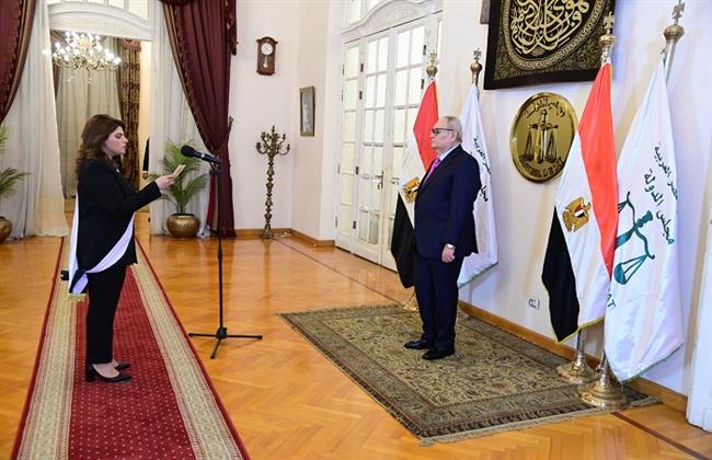 أول دفعة قاضيات مجلس الدولة يؤدين اليمين القانونية
