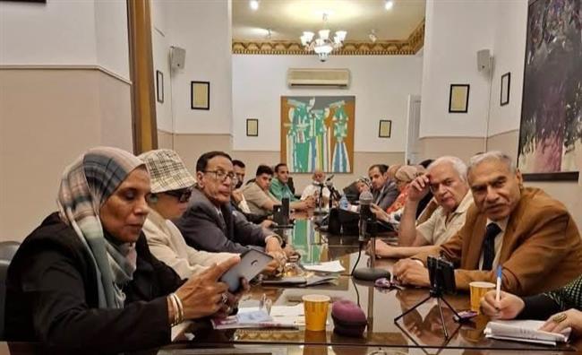 مناقشة «ترجمة النصوص الإعلامية» فى ندوة باتحاد كتاب مصر