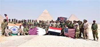 أنشطة مكثفة للتدريب المصرى الأمريكى المشترك" النجم الساطع - 2025"..تنفيذ قفز حر مظلى بمنطقة الأهرامات الأثرية