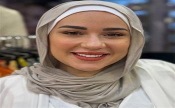 حلا شيحة تدعم أسما شريف منير بعد ارتدائها الحجاب: "خطوة بتعبر عن شيء جوانا"