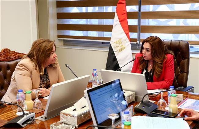 وزيرة التنمية المحلية تبحث مع رئيس صندوق الإسكان الاجتماعي آليات التعاون المشترك