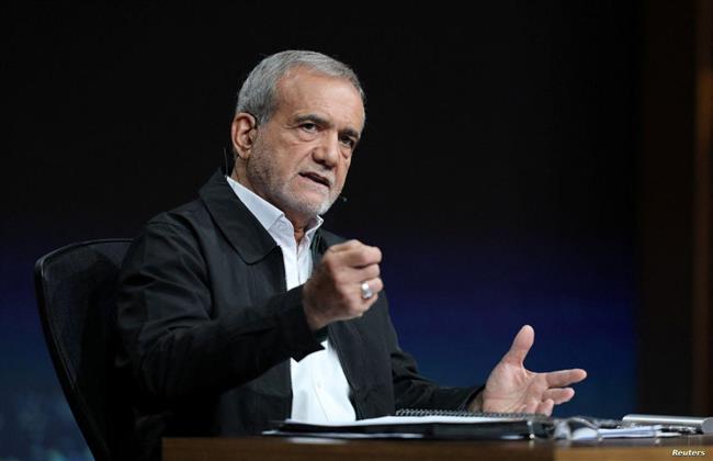 الرئيس الإيراني يؤكد دعم بلاده الكامل لسيادة فنزويلا على أراضيها
