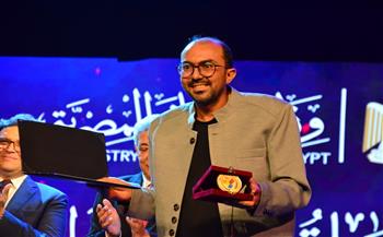 القاهرة للمسرح التجريبي32| جائزة لجنة التحكيم الخاصة لـ«الجريمة والعقاب» للمخرج المصري عماد علواني