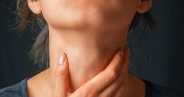 8  علامات  تدل على تضخّم الغدة الدرقية