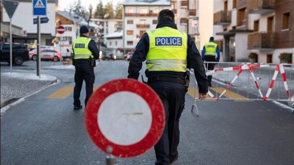 شرطة سويسرا: من السابق لأوانه تحديد سبب حريق حانة منتجع التزلج