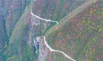  الطريق الأكثر رعبا في جبال الصين.. هل تجرؤ على تجربته؟