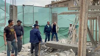 محافظة الجيزة تضبط وتزيل مخالفات بناء بحي العمرانية 