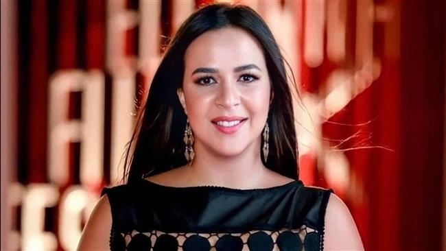 إيمي سمير غانم: «الشيب فاجأني بعد رحيل والديّ.. ولن ألجأ لحقن الوجه»  