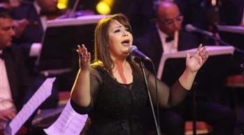 تواصل حلقات "كلثوميات"  تواصل لعرض أيقونات كوكب الشرق