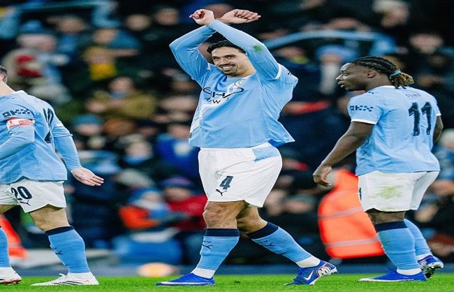 كأس الاتحاد الإنجليزي.. مانشستر سيتي يمزق شباك إكسيتر بعشرة أهداف بدون مرموش 