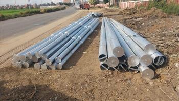 محافظ كفرالشيخ: تركيب 150 عمود كهرباء مزود بكشافات إنارة بعدد من طرق سيدي سالم