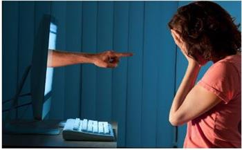 "الأمومة والطفولة": الابتزاز الإلكتروني يستهدف أطفالًا فوق 10 سنوات