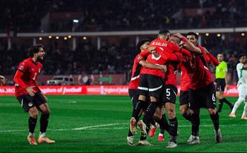 كأس أمم أفريقيا.. احتفالات هيستيرية للاعبي المنتخب في غرفة الملابس بعد التأهل