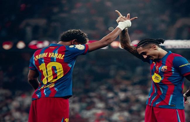 برشلونة يتوج بطلًا للسوبر الإسباني بالفوز على ريال مدريد بـ ثلاثية