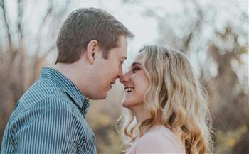مع مرور السنوات.. عادات بسيطة تحافظ على لهفة الحب بين طرفي الزواج